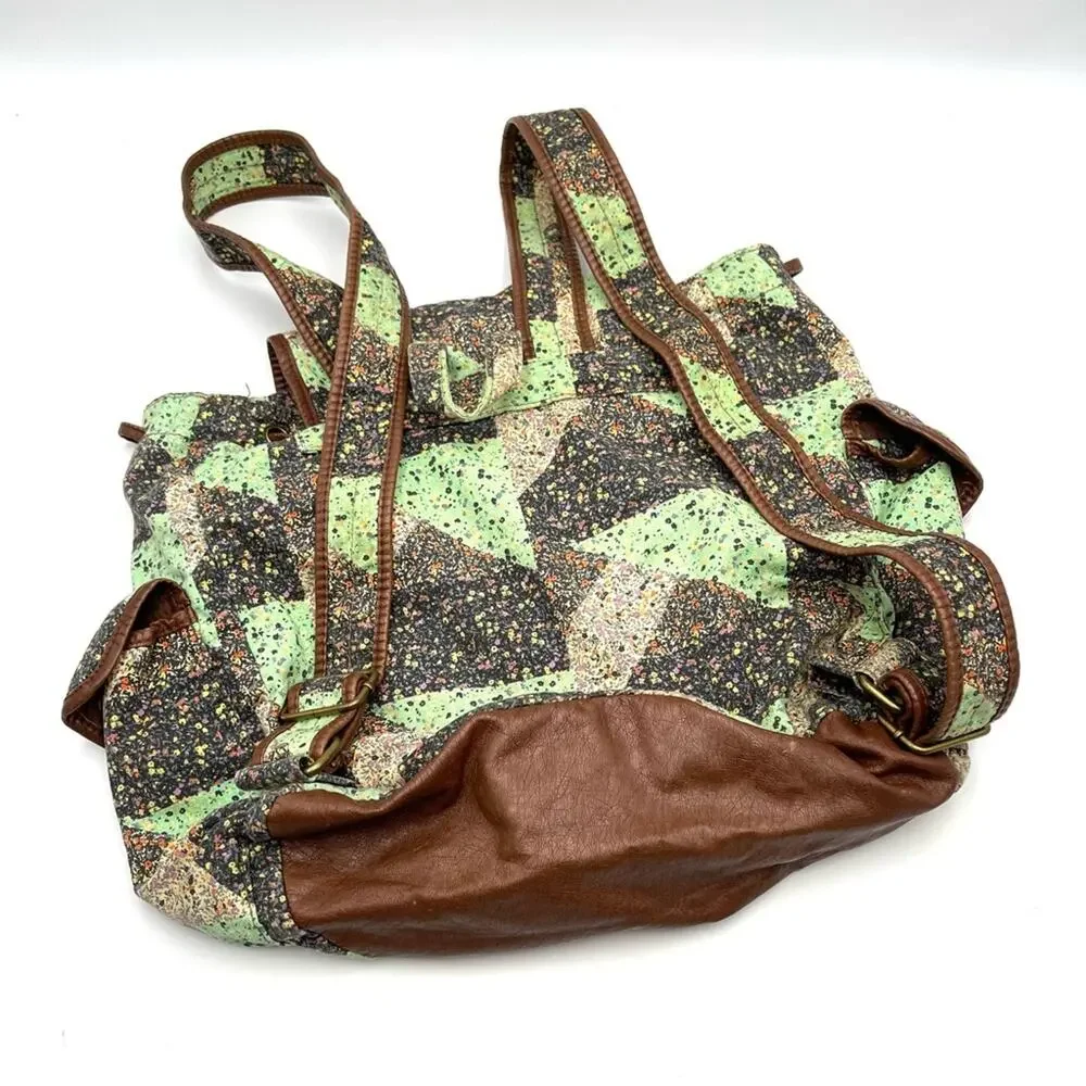 URBAN OUTFITTERS - Kimchi Blue backpack green patchwork & faux leather trimming